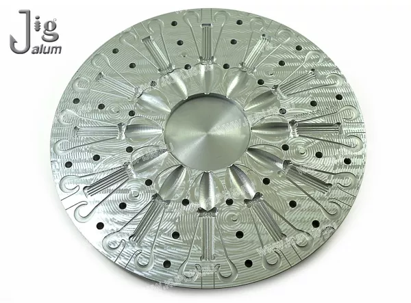 czentrobezhnaya-forma-kalmar-4-100-mm-x-12-mest-alyuminij-3