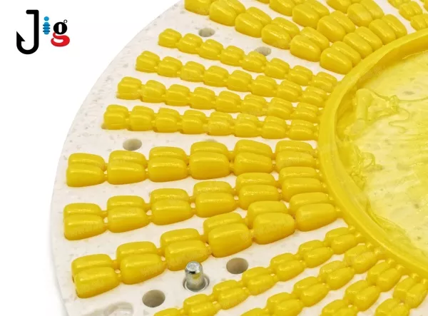 Центробежная форма Double Corn 8, 12 мм х 300 мест - 3