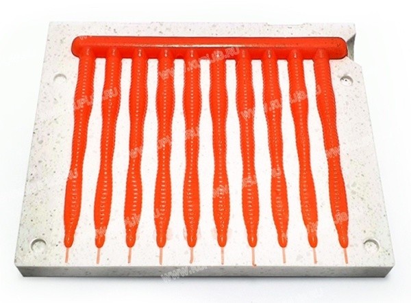 Flat Worm 3,1″ 79 мм 1